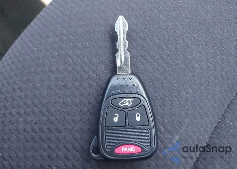 2013 Chrysler 200 Lx z USA, uszkodzony, nr VIN 1C3CCBAB8DN698158